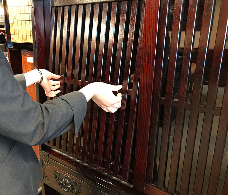 日本の伝統と品格 水屋箪笥のある暮らし