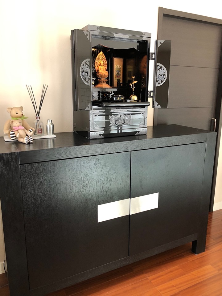 仙台仏壇 23号 中2段 KB-114D/KR-114/KEB-114 木地呂漆塗り/赤木 仙台仏壇 23号 中2段 KB-114D/KR-114/KEB-114 木地呂漆塗り/赤木