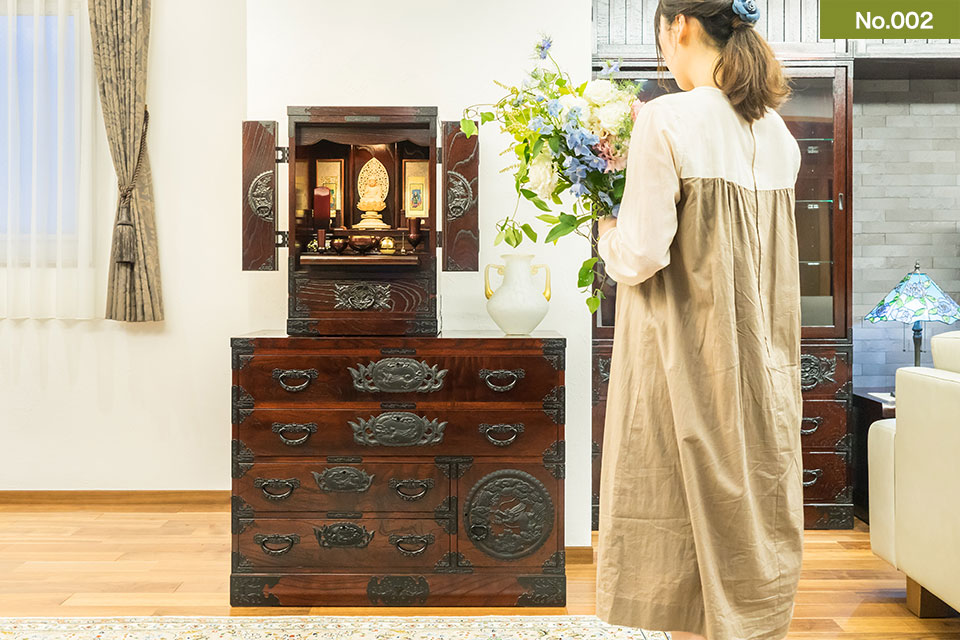 日本の伝統と品格 水屋箪笥のある暮らし
