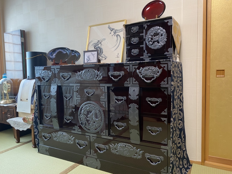 早い者勝ち！ 玉杢 欅茶箪笥 重ね造り 美品 019.jpg