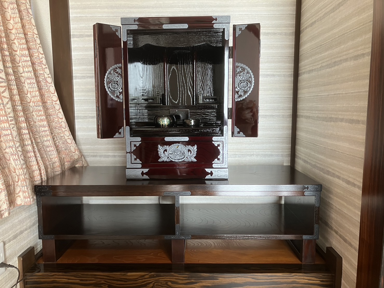Sale JPN ヴィンテージ 茶箪笥　けやき　コンパクト　美品 ケヤキ材 茶箪笥 和風キャビネット 日本製 大正 民芸 古民家