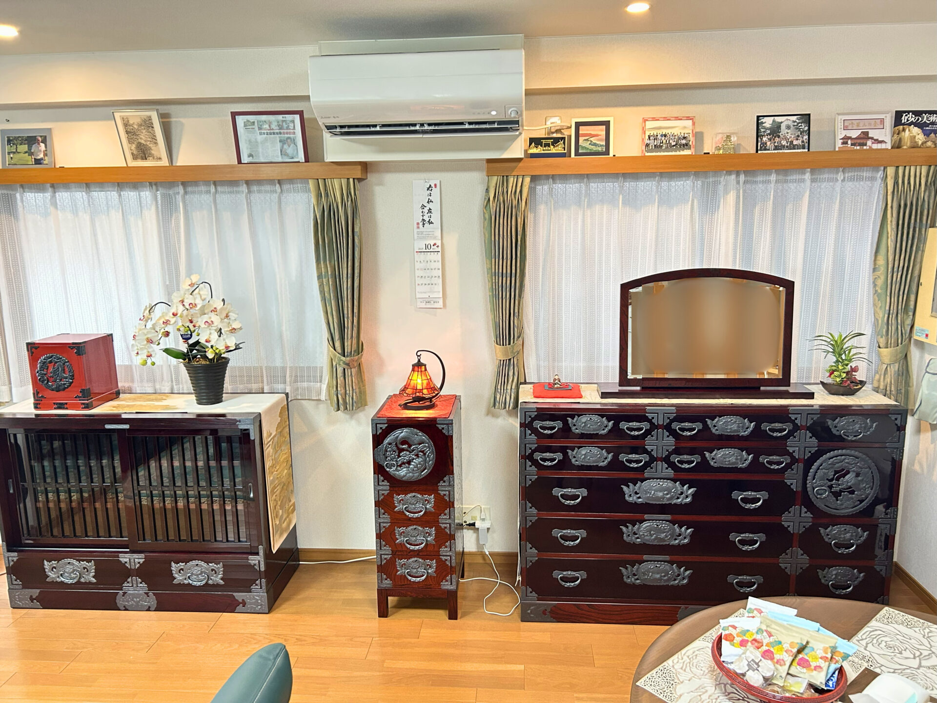 仙台箪笥のある風景 | 仙台箪笥専門店 欅（けやき）産業株式会社